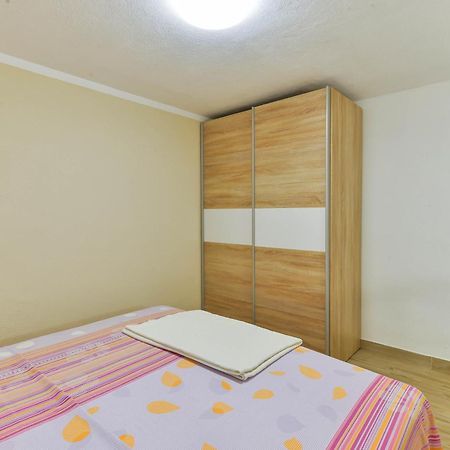 Borik Apartment Pedic زادار الغرفة الصورة